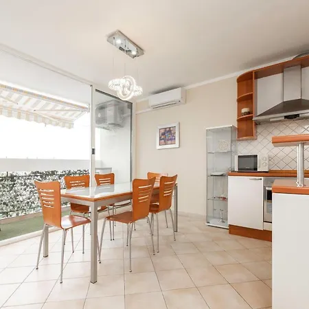 Darko Apartment *