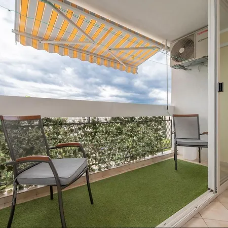 Apartment Darko *