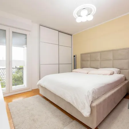Apartment Darko